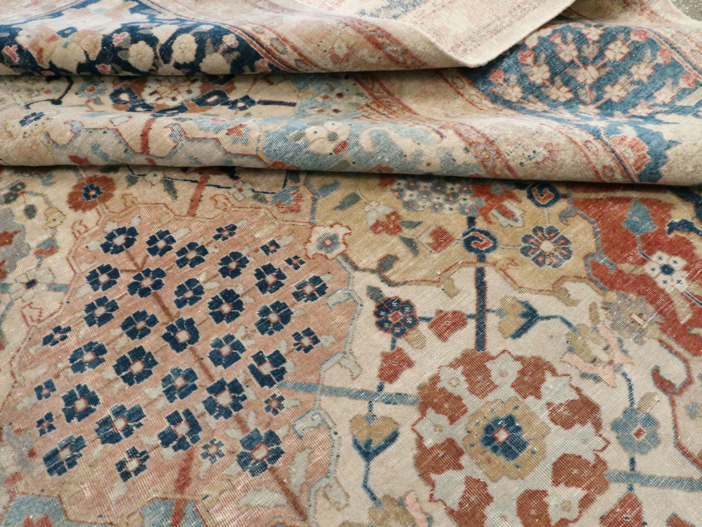 Antique Persian Tabriz Room Size Carpet, No.29122 - Galerie Shabab