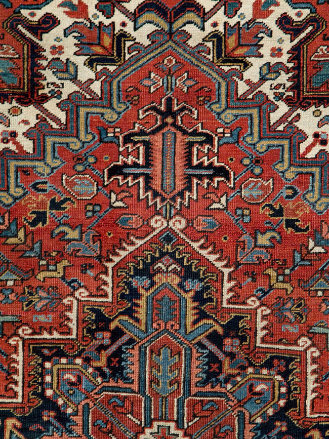 Vintage Persian Heriz Carpet, No.29123 - Galerie Shabab