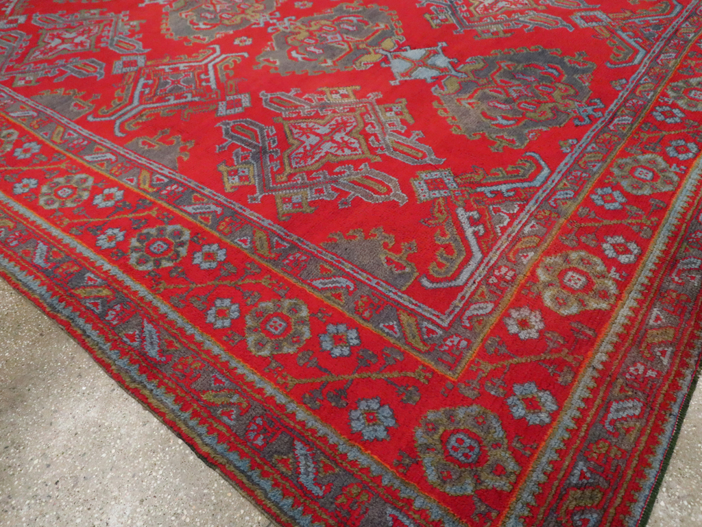 Antique Oushak Carpet, No.29128 - Galerie Shabab