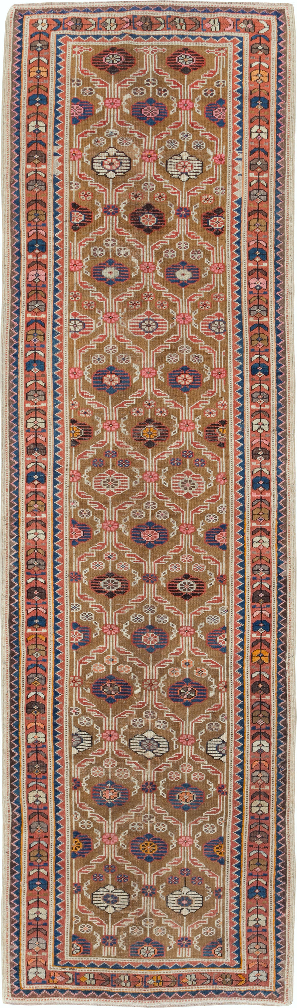 Antique Kurdish Runner, No.29129 - Galerie Shabab