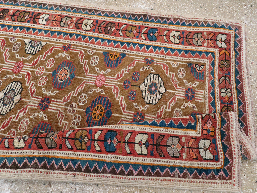 Antique Kurdish Runner, No.29129 - Galerie Shabab