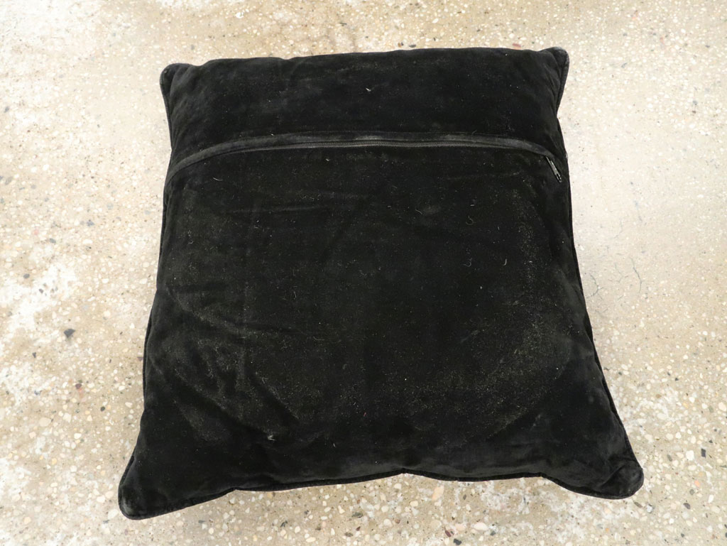 Antique Persian Serapi Square Pillow, No.29140 - Galerie Shabab