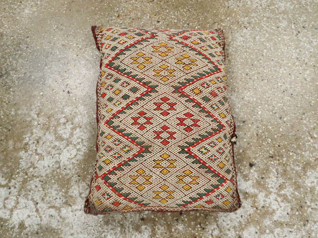 Vintage Persian Kilim Pillow, No.29143 - Galerie Shabab