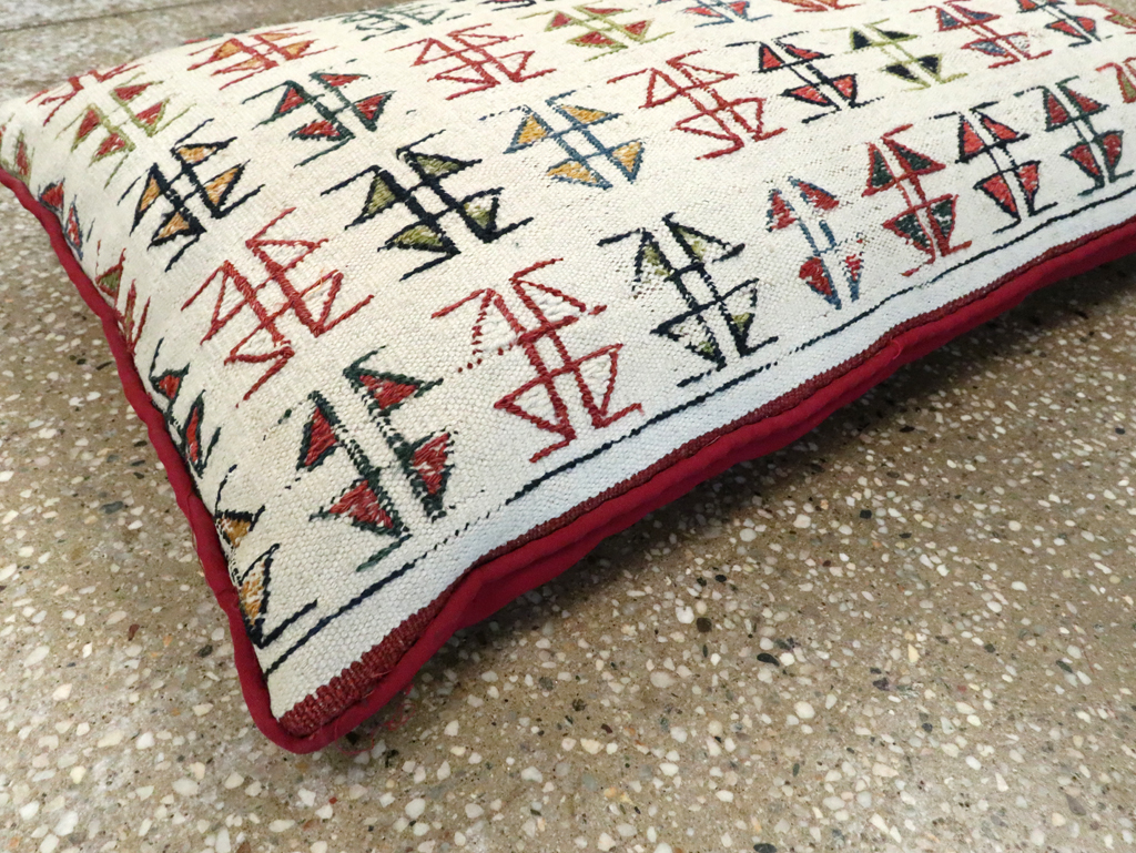 Vintage Persian Kurdish Pillow, No.29148 - Galerie Shabab