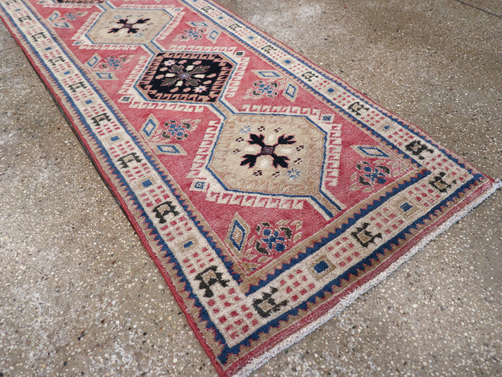 Vintage Persian Serab Small Runner, No.29153 - Galerie Shabab