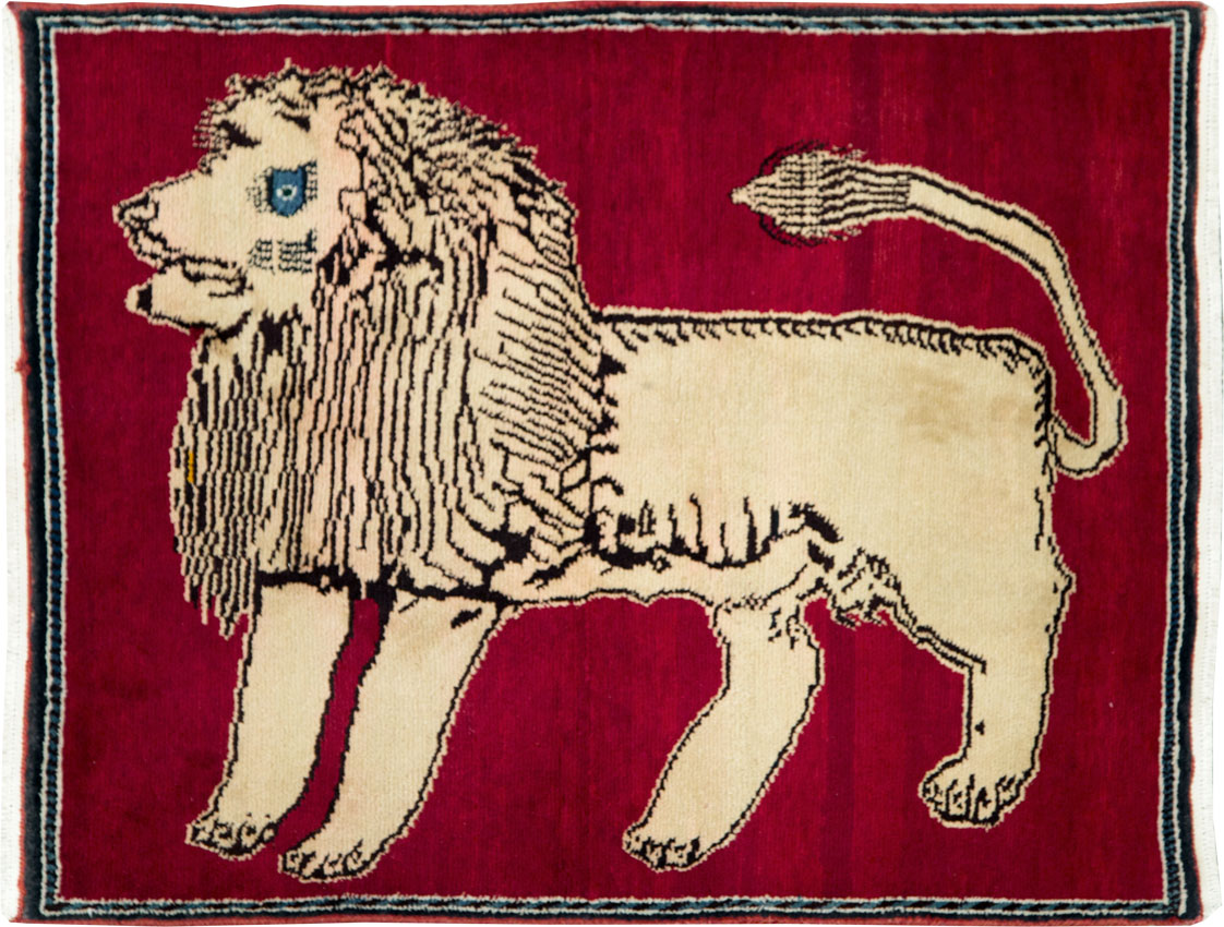 Vintage Persian Pictorial Gabbeh Throw Rug, No.29155 - Galerie Shabab