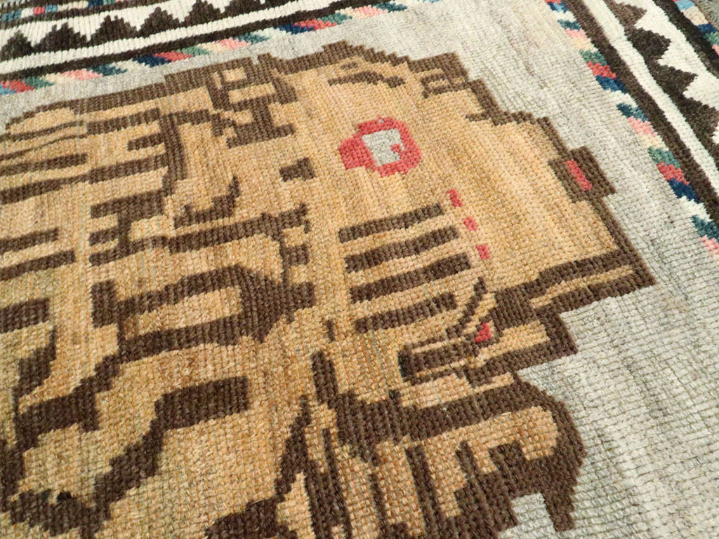 Vintage Persian Pictorial Gabbeh Rug, No.29156 - Galerie Shabab