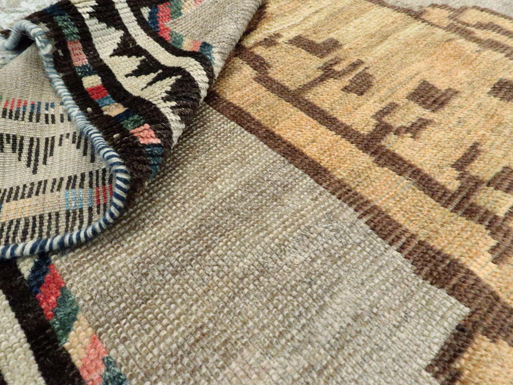 Vintage Persian Pictorial Gabbeh Rug, No.29156 - Galerie Shabab