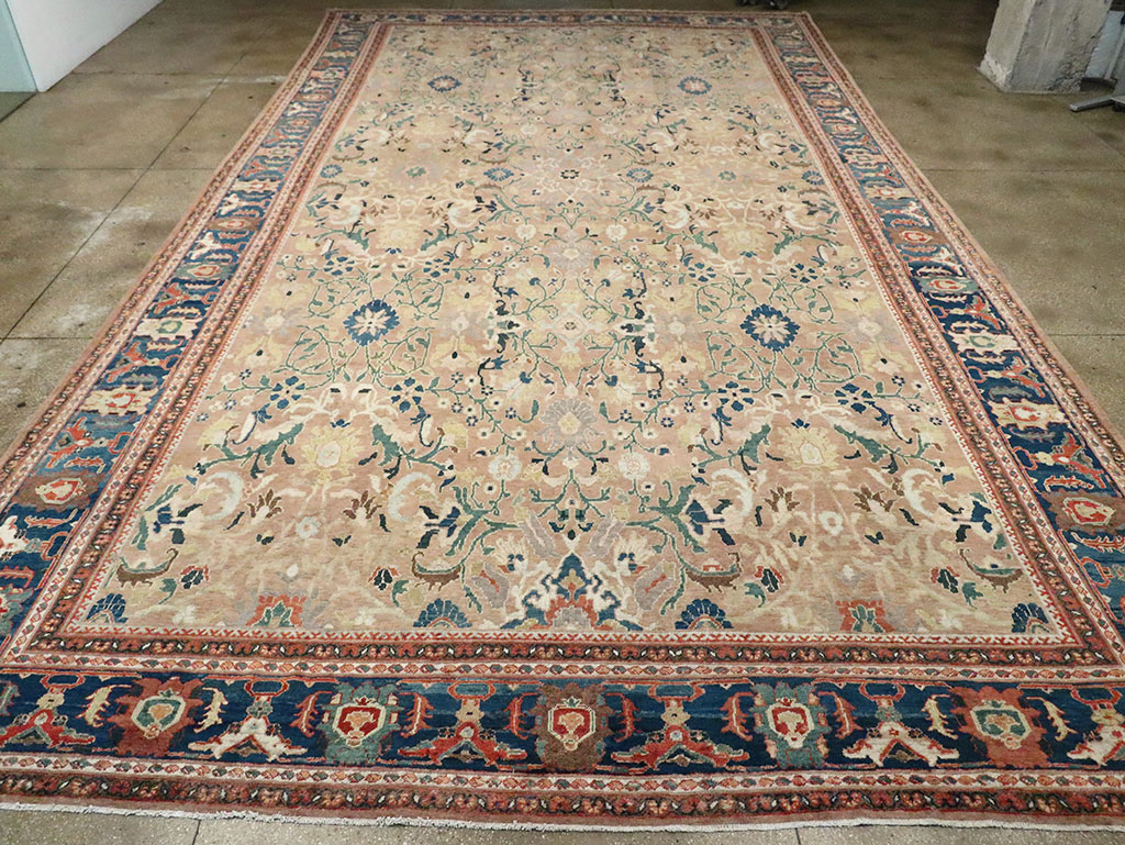 Antique Persian Mahal Oversize Carpet, No.29158 - Galerie Shabab