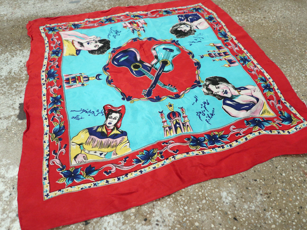 Vintage Persian Silk Textile, No.29159 - Galerie Shabab