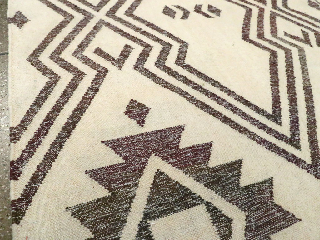 Contemporary Handmade Turkish Flatweave Kilim, No.29164 - Galerie Shabab