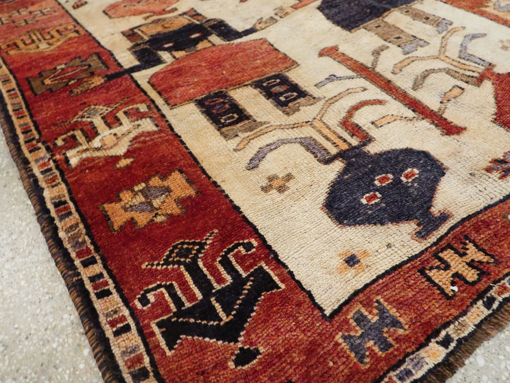 Vintage Persian Bakhtiari Pictorial Rug, No.29169 - Galerie Shabab