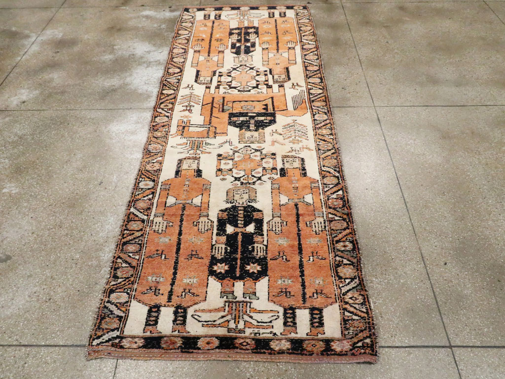 Vintage Persian Bakhtiari Pictorial Rug, No.29171 - Galerie Shabab