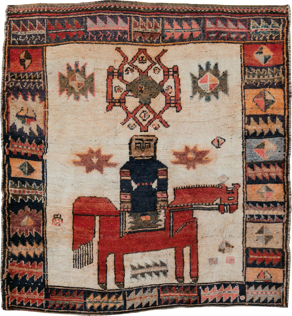 Vintage Persian Pictorial Bakhtiari Rug, No.29175 - Galerie Shabab