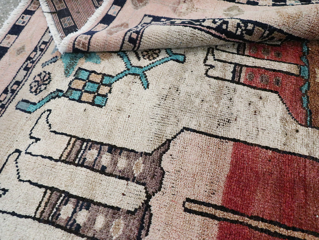 Tribal Persian Pictorial Bakhtiari Square Accent Rug, No.29182 - Galerie Shabab