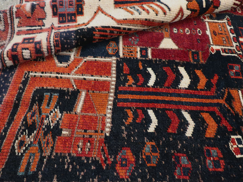 Vintage Persian Pictorial Bakhtiari Rug, No.29187 - Galerie Shabab