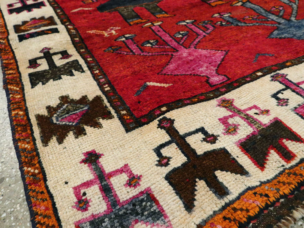 Vintage Persian Pictorial Bakhtiari Rug, No.29188 - Galerie Shabab