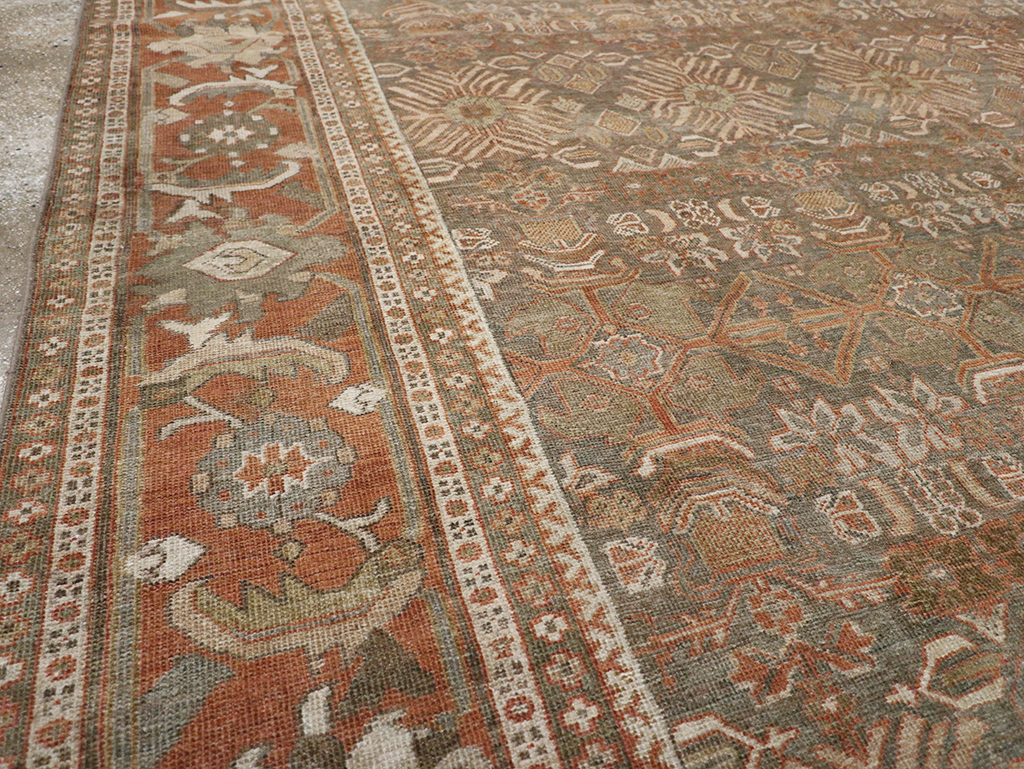 Antique Persian Mahal Room Size Carpet, No.29195 - Galerie Shabab
