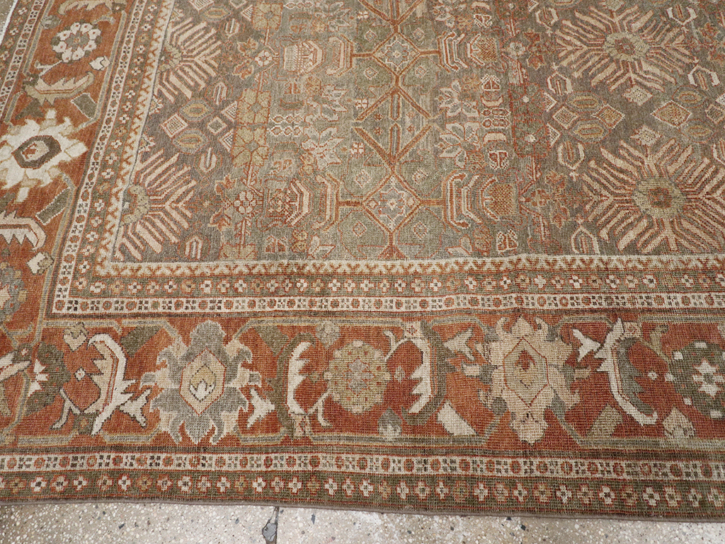 Antique Persian Mahal Room Size Carpet, No.29195 - Galerie Shabab