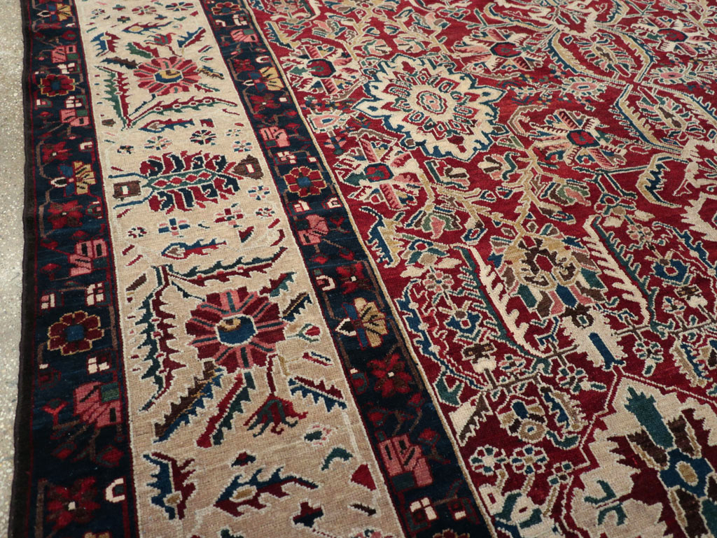 Vintage Persian Bakhtiari Tribal Room Size Carpet, No.29197 - Galerie Shabab