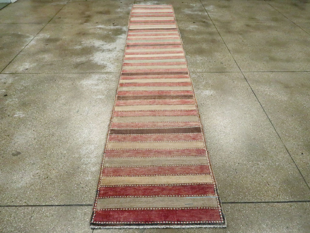 Vintage Turkish Anatolian Long Runner, No.29219 - Galerie Shabab