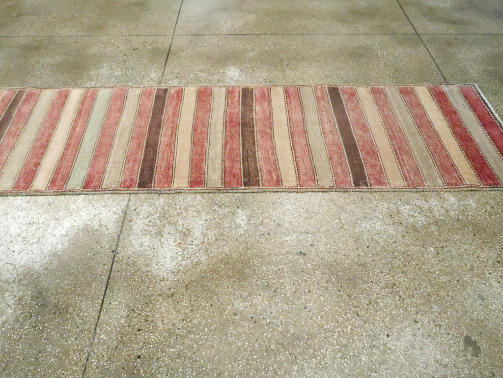 Vintage Turkish Anatolian Long Runner, No.29219 - Galerie Shabab