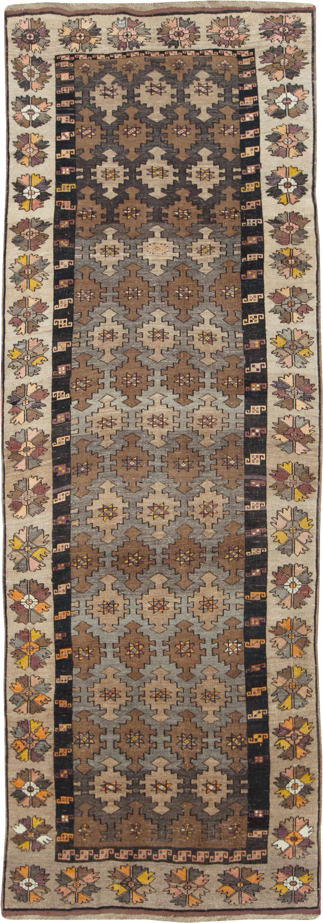 Vintage Turkish Anatolian Wide Gallery Runner, No.29223 - Galerie Shabab
