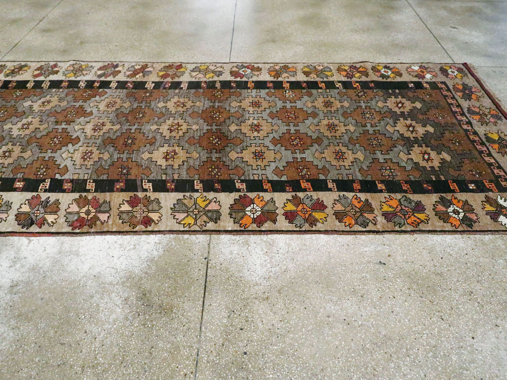 Vintage Turkish Anatolian Wide Gallery Runner, No.29223 - Galerie Shabab