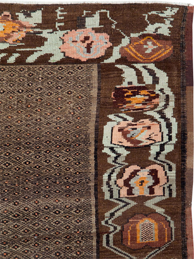 Vintage Turkish Anatolian Room Size Carpet, No.29225 - Galerie Shabab