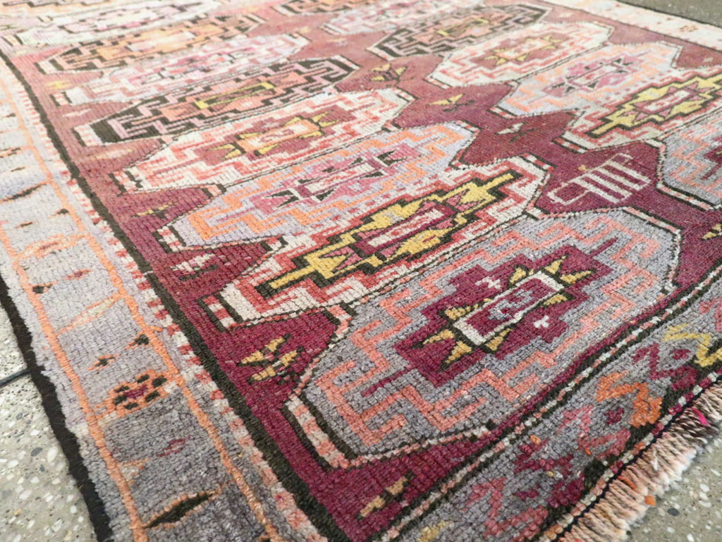 Vintage Turkish Anatolian Runner, No.29228 - Galerie Shabab