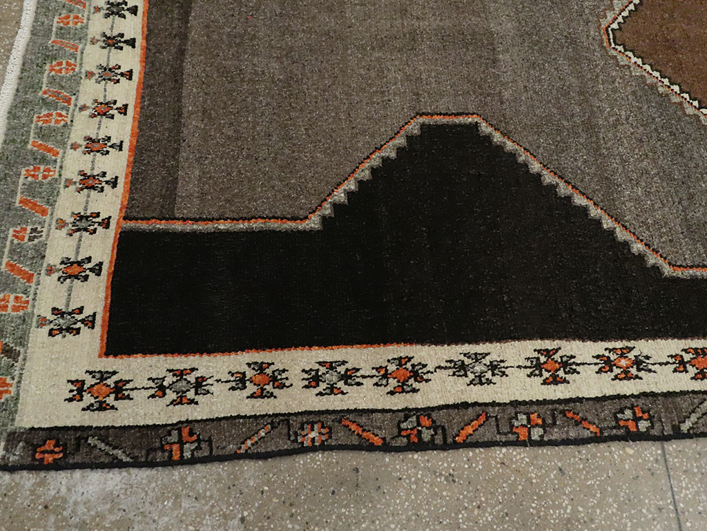 Vintage Turkish Anatolian Wide Gallery Runner, No.29229 - Galerie Shabab