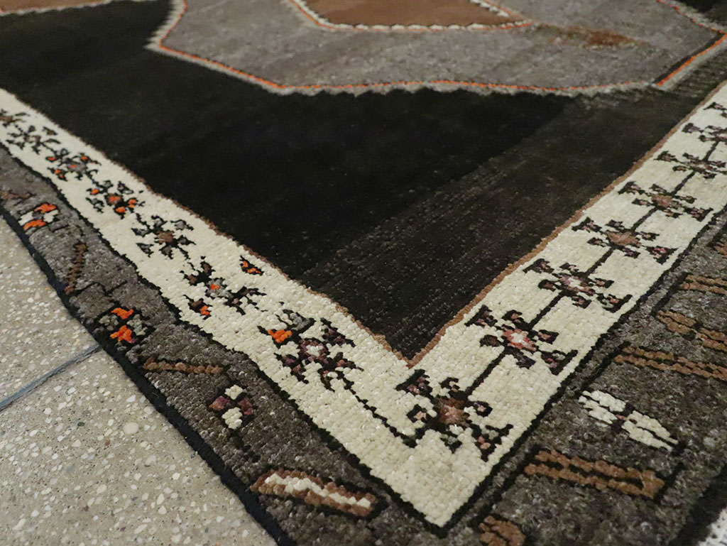 Vintage Turkish Anatolian Wide Gallery Runner, No.29229 - Galerie Shabab