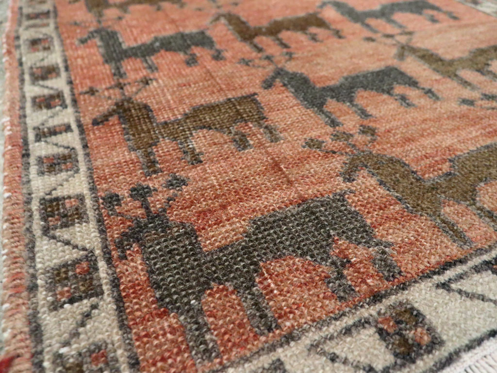 Vintage Anatolian Pictorial Rug, No.29230 - Galerie Shabab