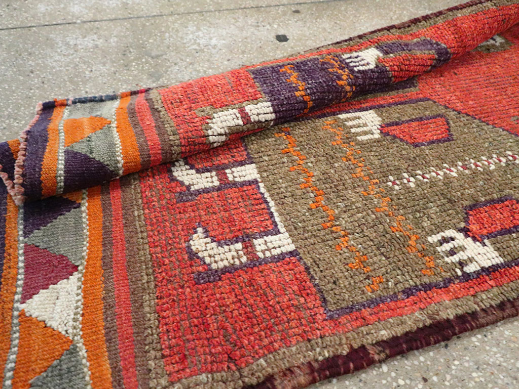 Vintage Turkish Anatolian Pictorial Runner, No.29231 - Galerie Shabab