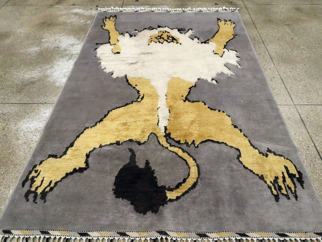 Contemporary Turkish Pictorial Accent Rug, No.29235 - Galerie Shabab