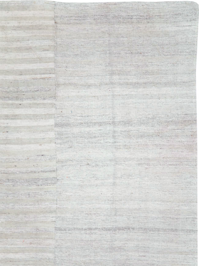 Vintage Turkish Flatweave Kilim Room Size Carpet, No.29244 - Galerie Shabab