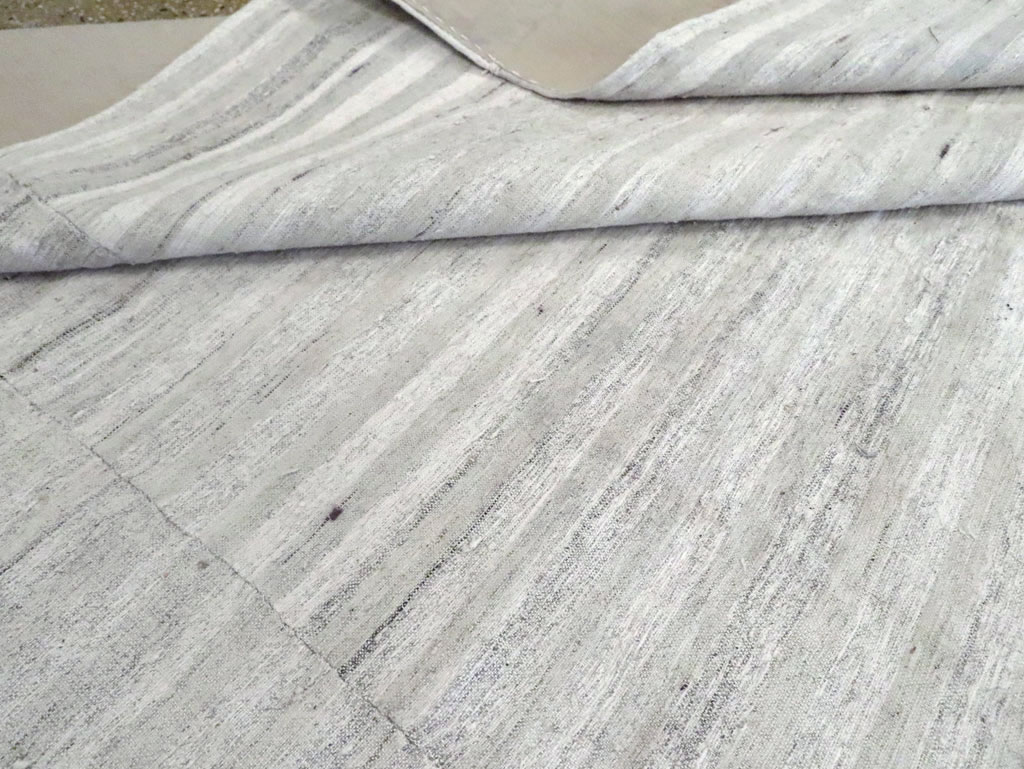 Vintage Turkish Flatweave Kilim Room Size Carpet, No.29244 - Galerie Shabab