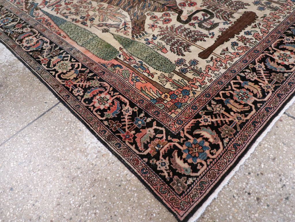 Antique Sarouk Farahan Pictorial Rug, No.29250 - Galerie Shabab