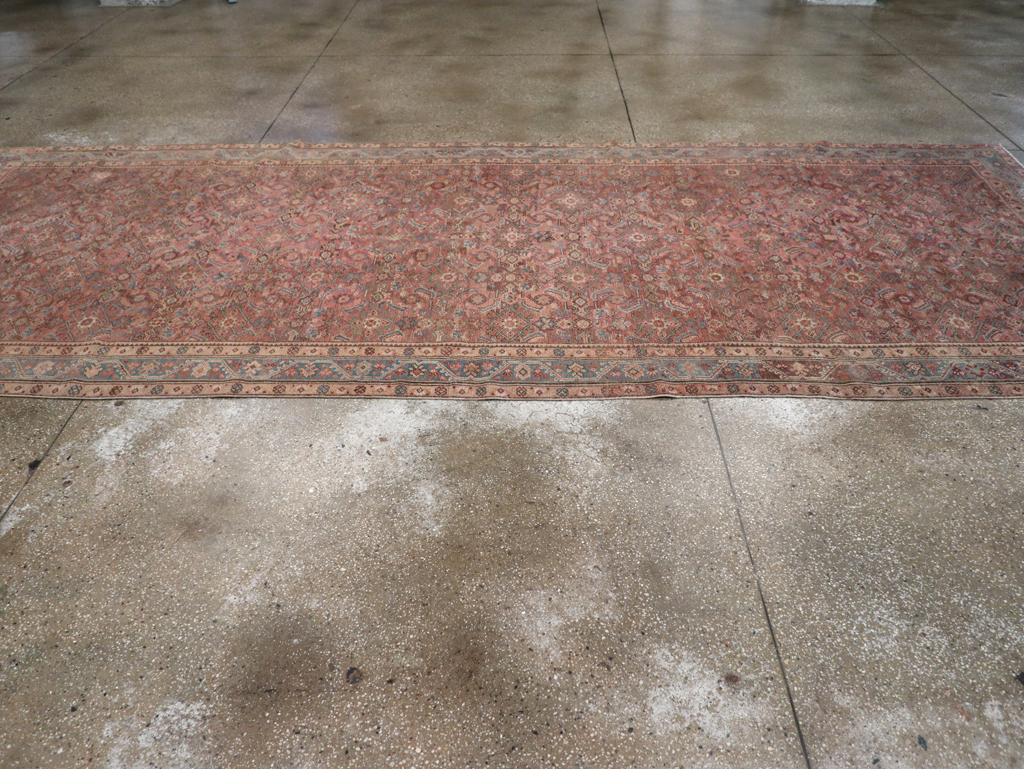Antique Persian Malayer Gallery Carpet, No.29255 - Galerie Shabab