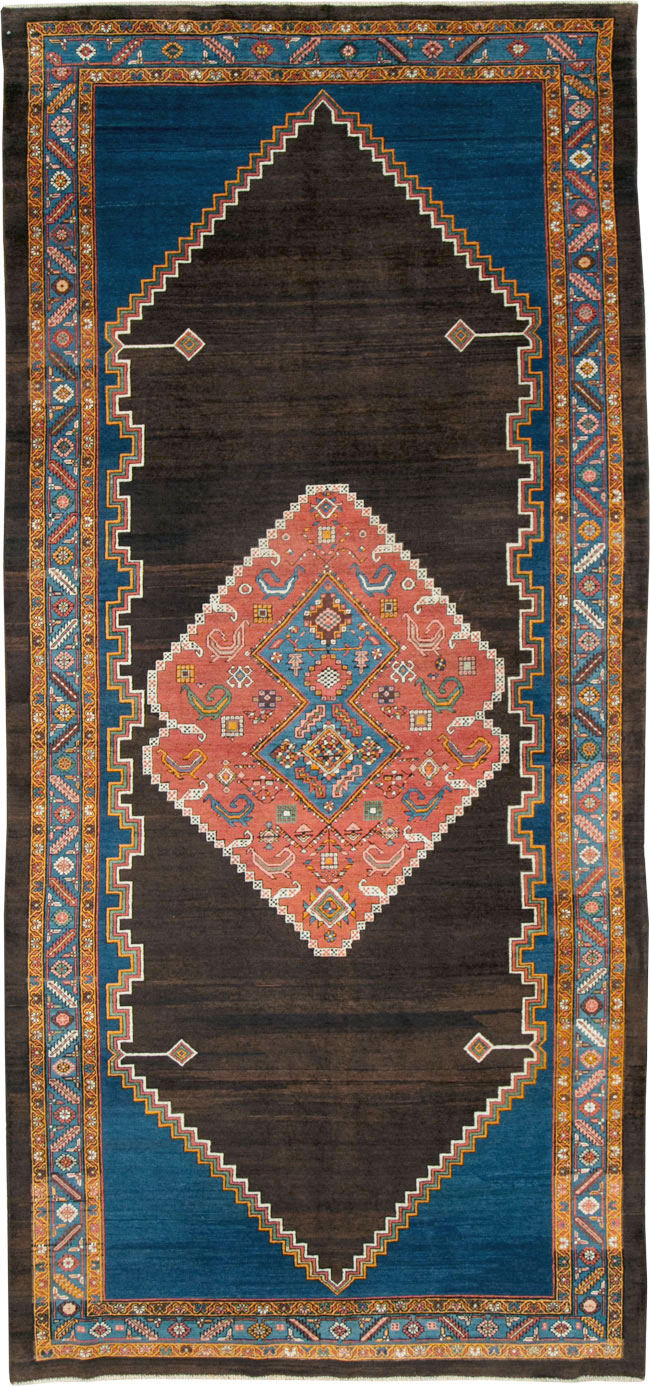Antique Persian Bakhshaish Gallery Carpet, No.29260 - Galerie Shabab