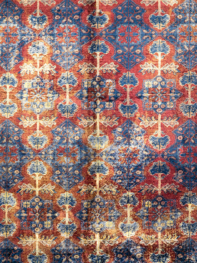 Vintage Central Asian Silk Turkoman Tribal Accent Rug, No.29268 - Galerie Shabab