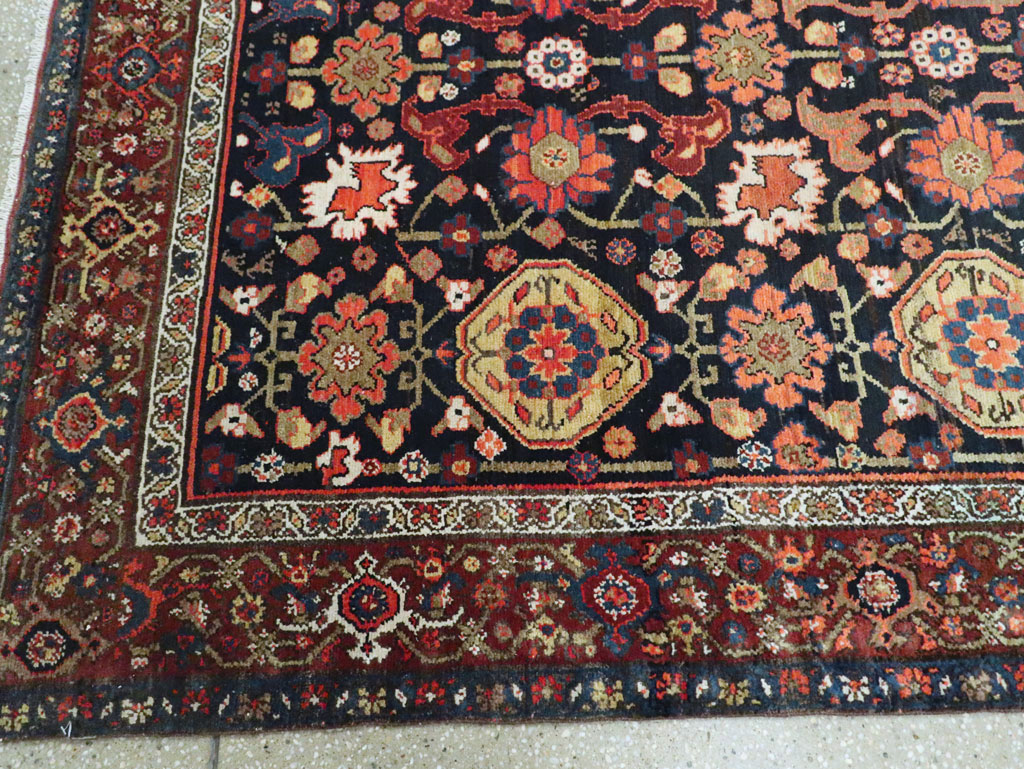 Antique Persian Malayer Gallery Carpet, No.29269 - Galerie Shabab