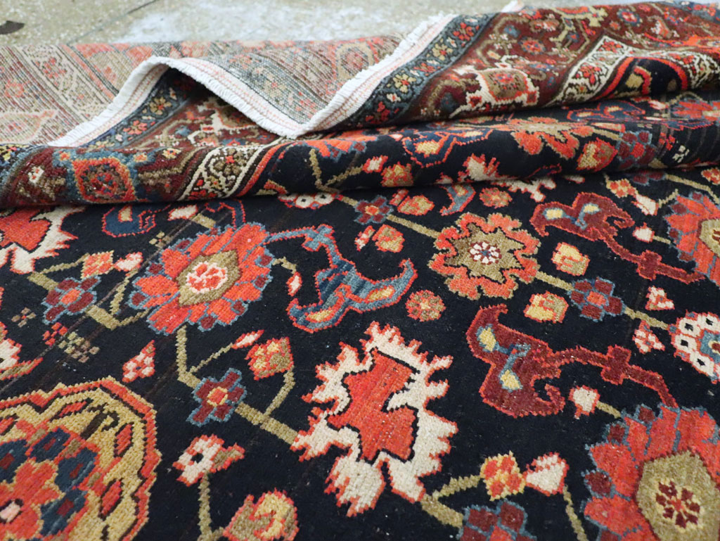 Antique Persian Malayer Gallery Carpet, No.29269 - Galerie Shabab