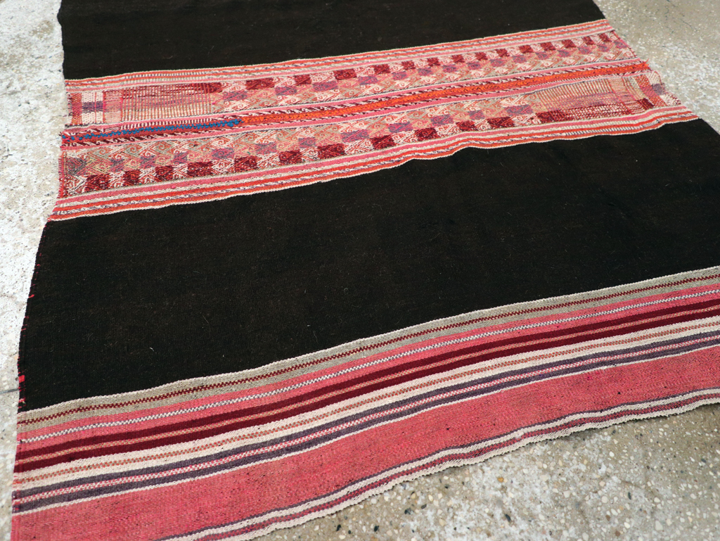 Vintage Persian Kilim, No.29283 - Galerie Shabab