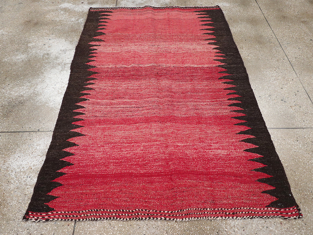 Vintage Persian Flatweave Kilim Accent Rug, No.29285 - Galerie Shabab
