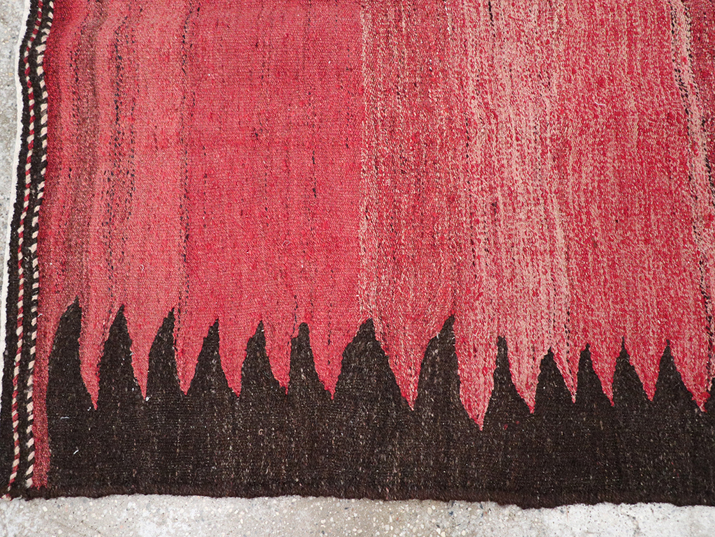 Vintage Persian Flatweave Kilim Accent Rug, No.29285 - Galerie Shabab
