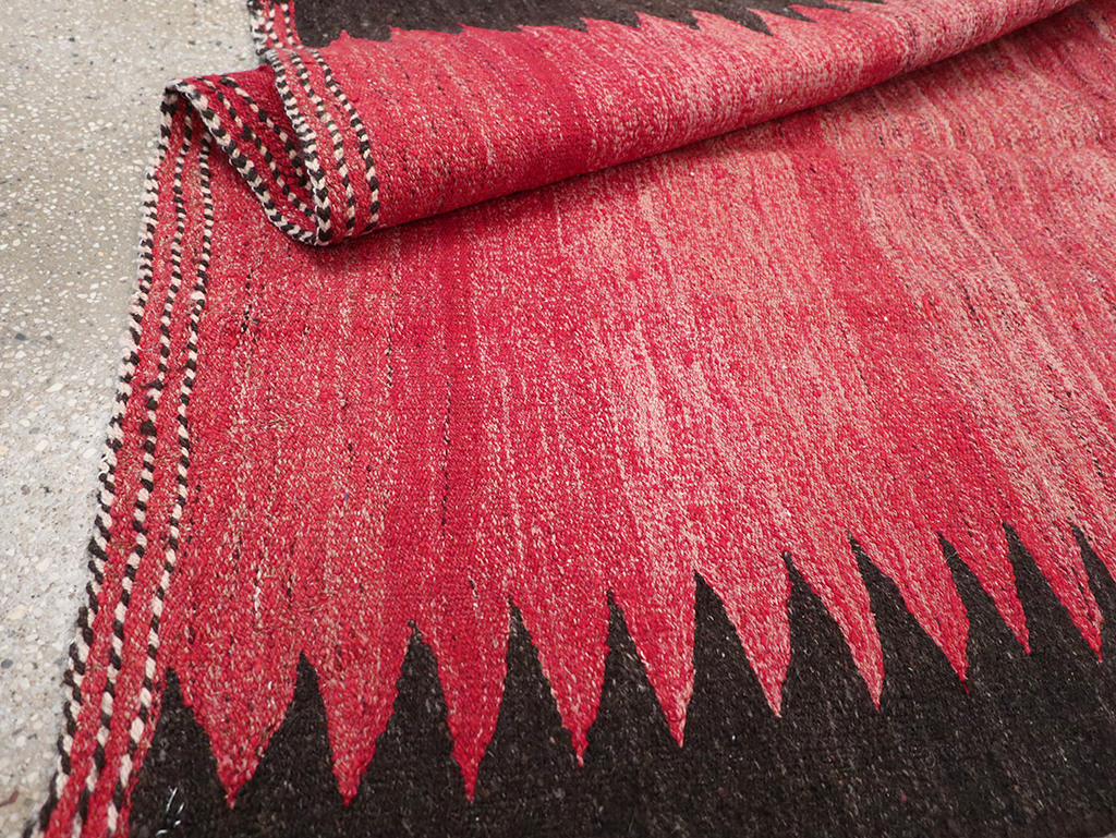 Vintage Persian Flatweave Kilim Accent Rug, No.29285 - Galerie Shabab