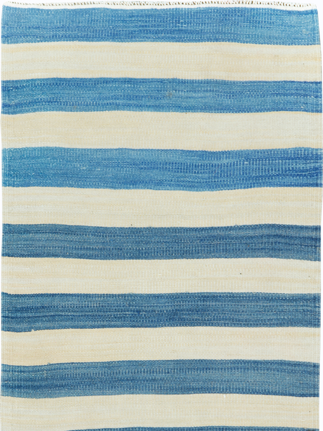 Vintage Persian Flatweave Kilim Runner, No.29286 - Galerie Shabab