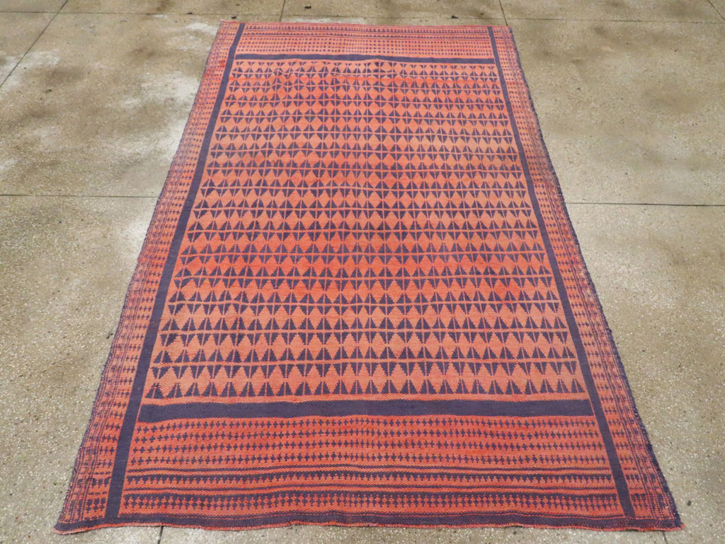 Vintage Persian Flatweave Kilim Accent Rug, No.29287 - Galerie Shabab