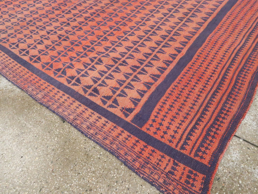 Vintage Persian Flatweave Kilim Accent Rug, No.29287 - Galerie Shabab